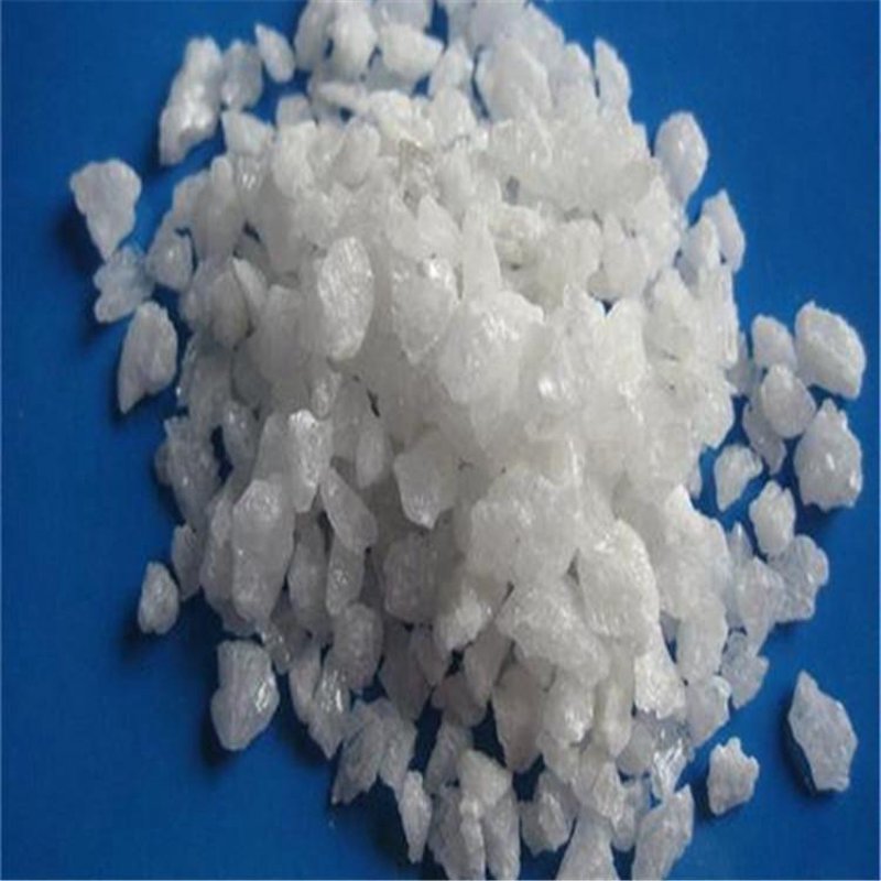 在高温工业领域，镁质耐火材料因其卓越的性能备受青睐。那么，与其他耐火材料相比，镁质耐火材料究竟有何独特之处？